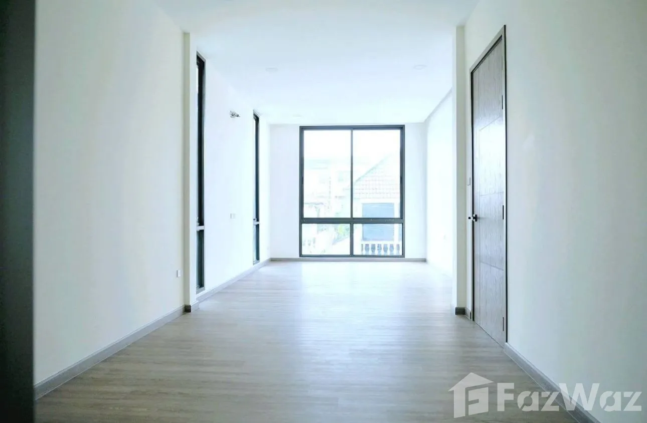 รูป บ้านเดี่ยวให้เช่า 3 ห้องนอน ใน บางจาก, กรุงเทพมหานคร 6816536 - รูปที่ 13/17
