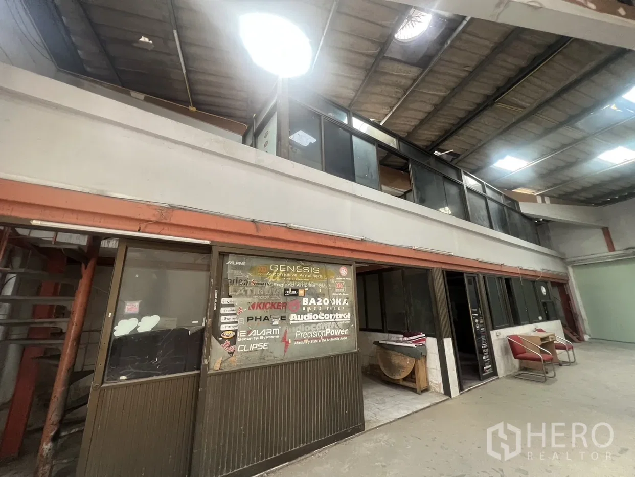 picture For rent Warehouse 257 sqm in Phra Khanong, Khlong Toei, Bangkok BTS Thonglor - 5/7