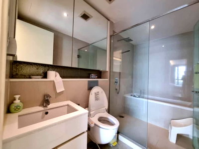 Condos for rent : AA94256 | Studio | 1Bath | BTS Phrom Phong | 43sqm | THB 22,000/mo | Fl.9 — H Sukhumvit 43 Bangkok