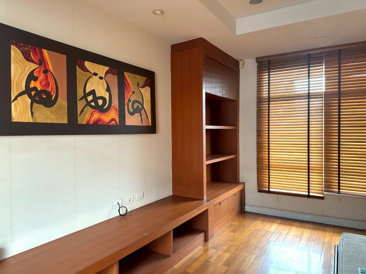 รูป ขายบ้านเดี่ยว 2 ชั้น หมู่บ้านปัญญารามอินทรา บ้านหลังใหญ่ ทำเลดี ตรงข้ามสนามกอล์ฟ บ้านน้ำไม่ท่วม - รูปที่ 7/14