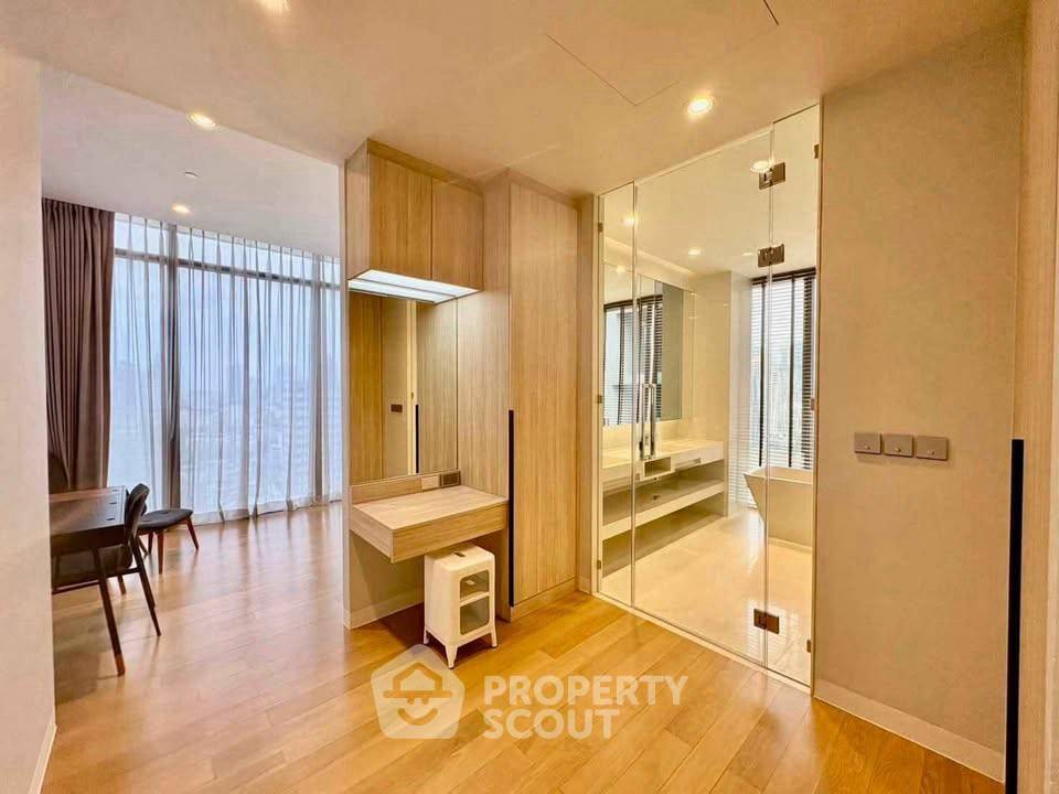 รูป ห่าง BTS พร้อมพงษ์ 100 ม. | คอนโด 2 ห้องนอน 137 ตร.ม. Vittorio Sukhumvit 39 (ID 3348812) - รูปที่ 3/20