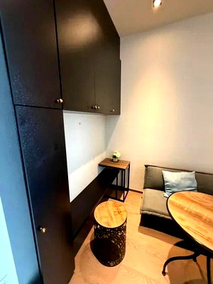 Condos for sale : A010593 Park Origin Phrom Phong