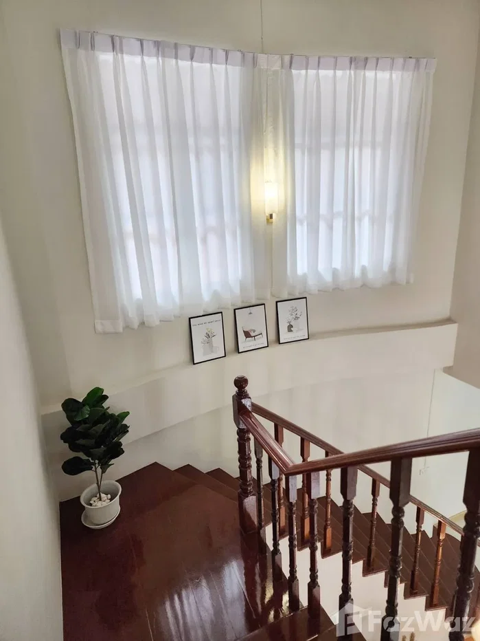 picture Fully Renovated 2-Storey Detached House | Modern Minimal 6810785 - 6/25