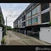 listing thumbnail image 0