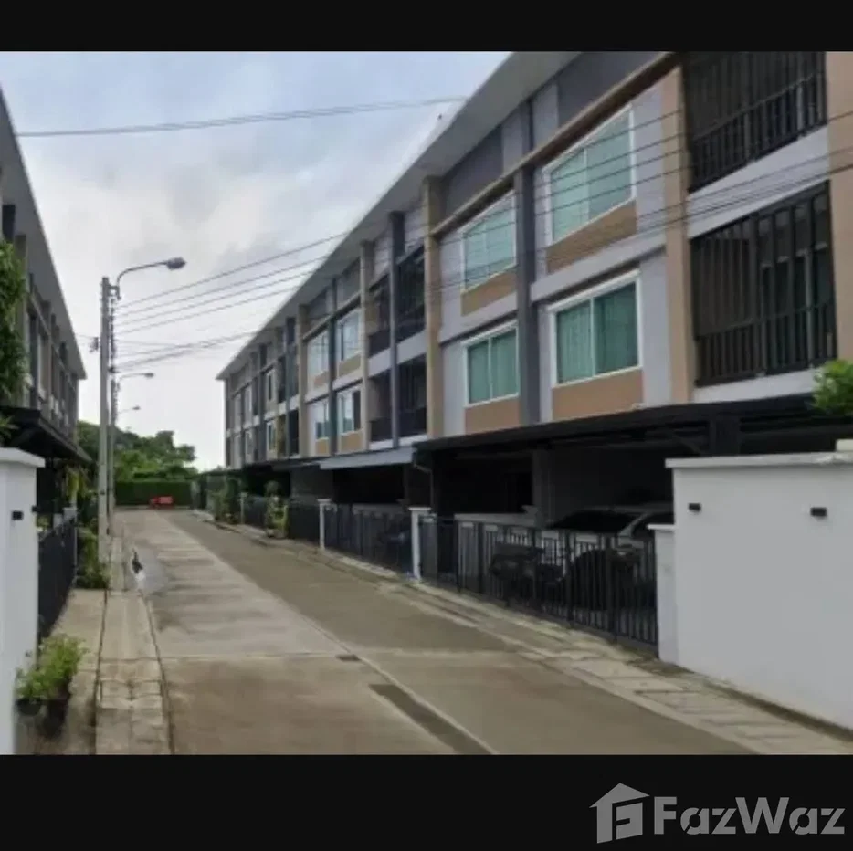 รูป ขายทาวน์โฮม 3 ชั้น หลังมุม 32 ตร.ว. | 200 ตร.ม. | 4 ห้องนอน 6799724 - รูปที่ 1/14