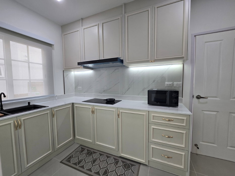 รูป 🏡✨ ให้เช่าบ้านหรู 2 ชั้น  |  Golden Neo สุขุมวิท - ลาซาล - รูปที่ 12/16