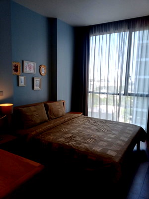 Condos for rent : P-56854 For Rent Quattro by Sansiri | 50 sq.m. | 10th Floor, Building A | City View | Fully Furnished 📞 Line ID: @easythaihome | 085-592-2897