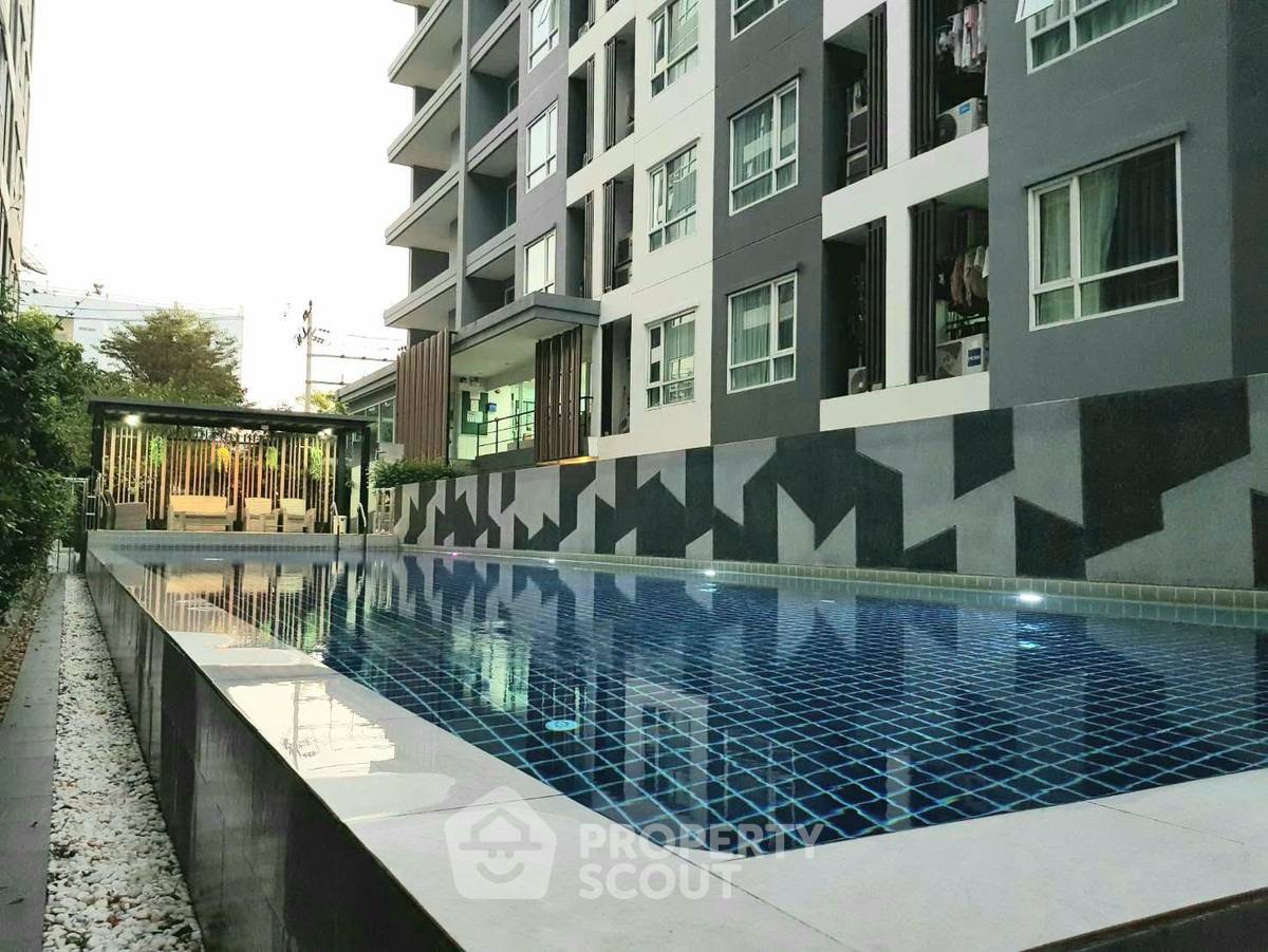 รูป คอนโด 1-ห้องนอน ที่ รีเจ้นท์โฮม สุขุมวิท 81 ใกล้ BTS อ่อนนุช (ID 3348583) - รูปที่ 14/15
