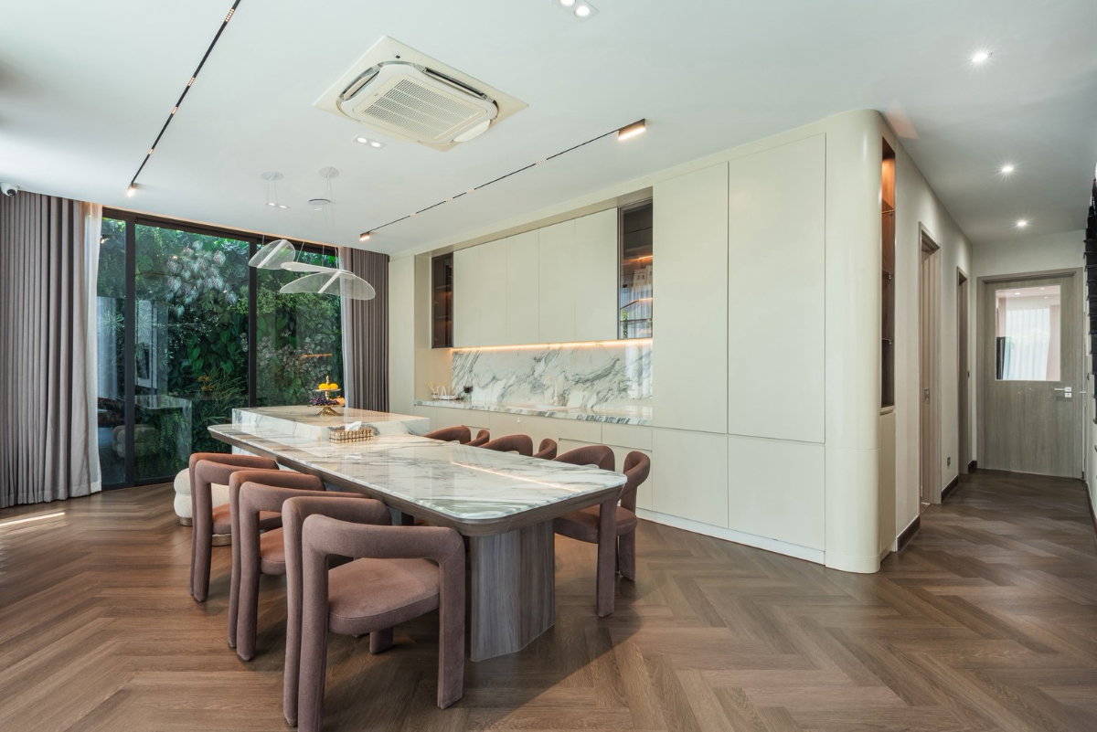 รูป บ้านเดี่ยวพูลวิลล่าหรูระดับ Ultra-Luxury! BELGRAVIA บางนา-พระราม 9 บิวท์อินสวยจัดเต็ม พร้อมสังคมส่วนตัวขั้นสุดเพียง 65 ครอบครัว สภาพใหม่พร้อมอยู่ - รูปที่ 40/67