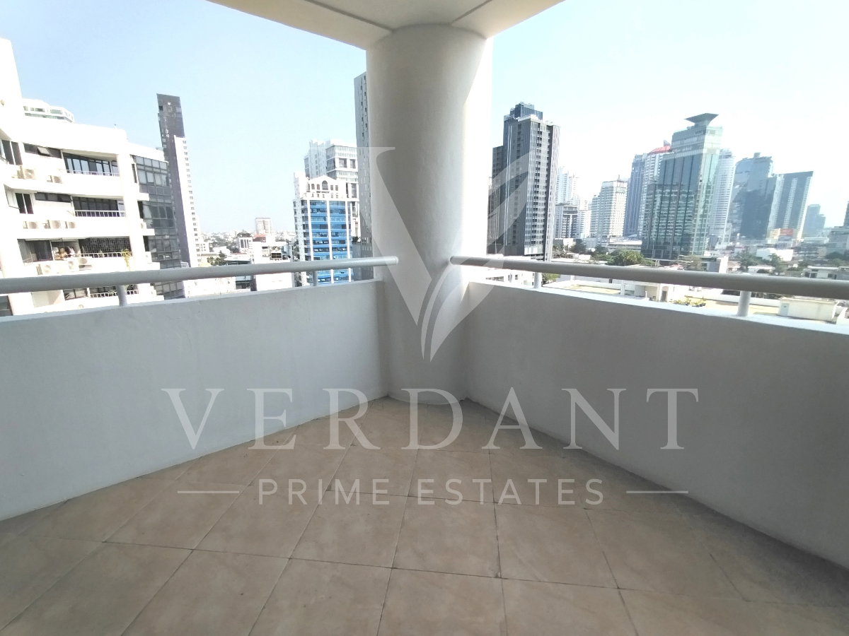 picture Waterford spacious 100 sqm room for rent, Foreigner welcome - 12/23