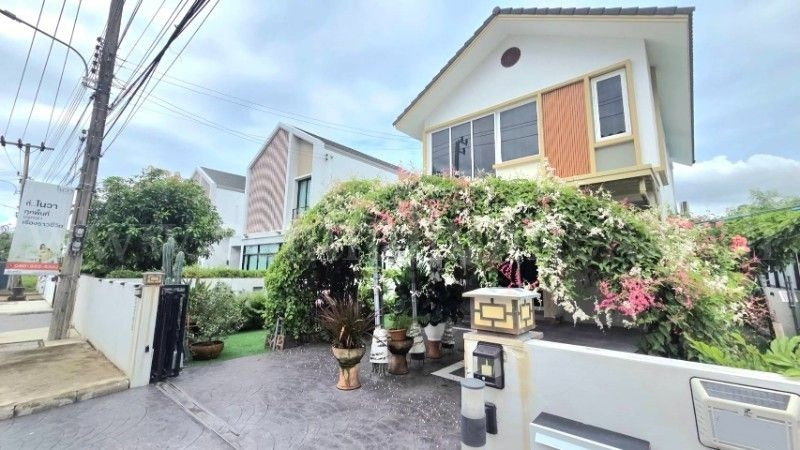 รูป บ้านเดี่ยว บ้านตัวอย่าง โนวา สุวินทวงศ์ หน้าหมู่บ้าน สวย พร้อมอยู่ - รูปที่ 2/18