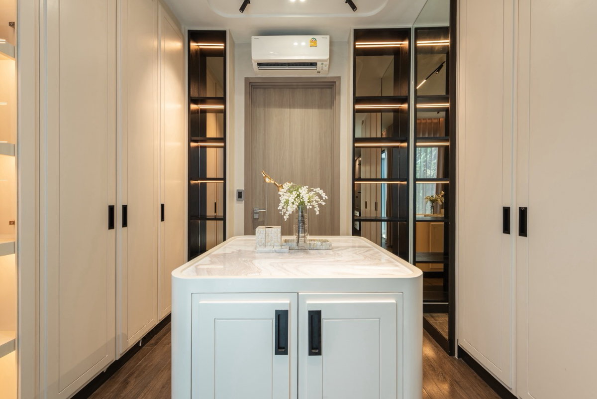 รูป บ้านเดี่ยวพูลวิลล่าหรูระดับ Ultra-Luxury! BELGRAVIA บางนา-พระราม 9 บิวท์อินสวยจัดเต็ม พร้อมสังคมส่วนตัวขั้นสุดเพียง 65 ครอบครัว สภาพใหม่พร้อมอยู่ - รูปที่ 51/67