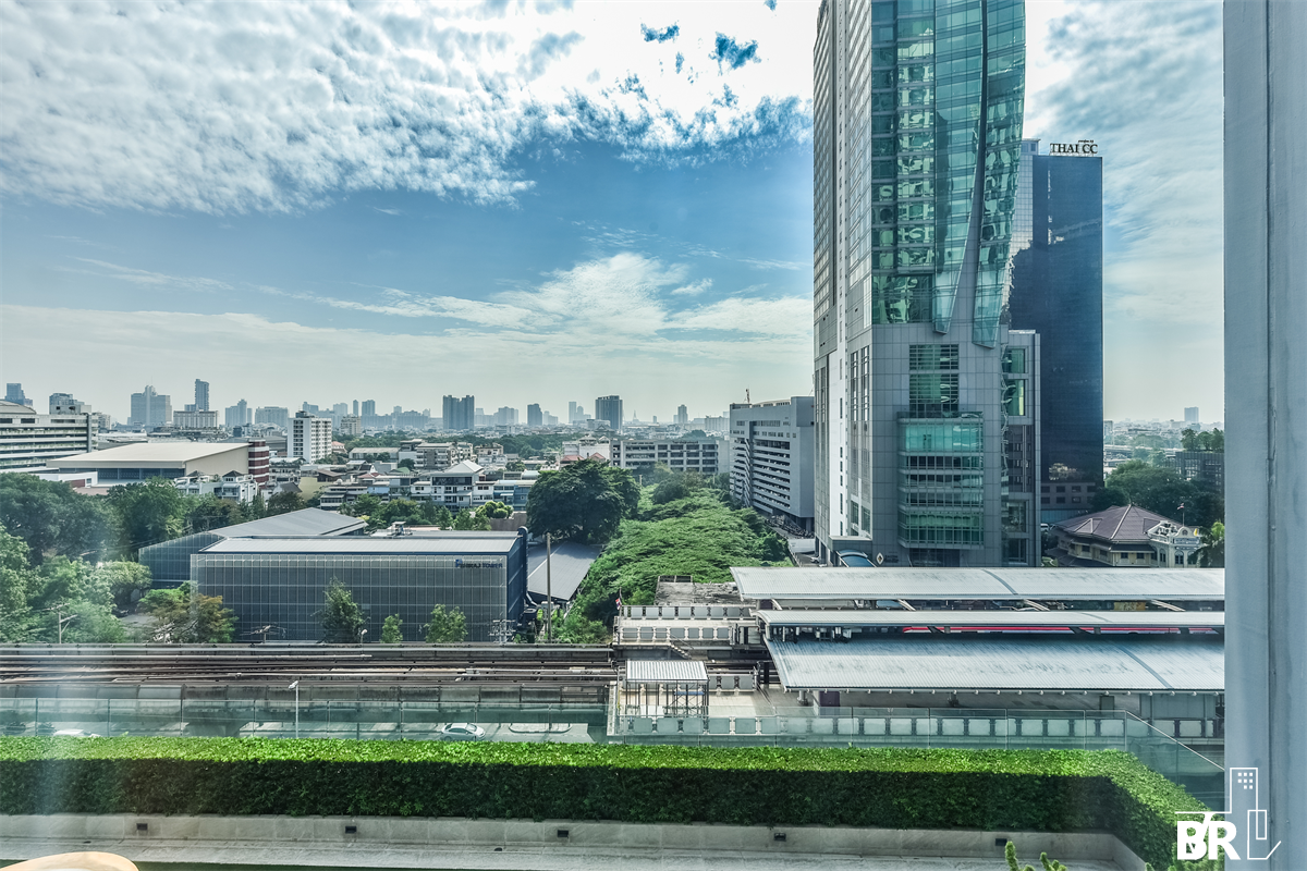 picture Easy Travel, Fully Utilized Space The Diplomat Sathorn near BTS Surasak - 8/10