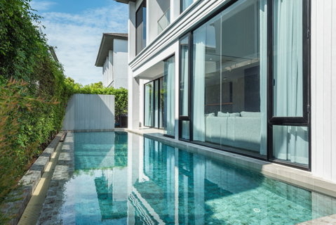บ้านเดี่ยวพูลวิลล่าหรูระดับ Ultra-Luxury! BELGRAVIA บางนา-พระราม 9 บิวท์อินสวยจัดเต็ม พร้อมสังคมส่วนตัวขั้นสุดเพียง 65 ครอบครัว สภาพใหม่พร้อมอยู่
