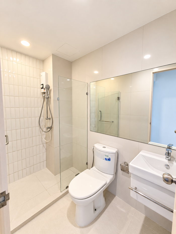 picture 🏢 Condo for Rent – Life Asoke | Near MRT Phetchaburi ✨ - 3/8
