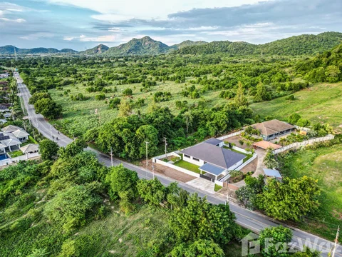 3 Bedroom Villa for sale in Thap Tai, Prachuap Khiri Khan 6792975