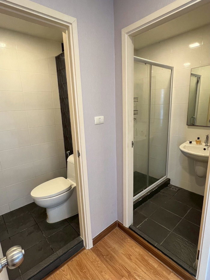 รูป T291 ให้เช่าคอนโด The Trust Condo Ngamwongwan (เดอะ ทรัสต์ คอนโด งามวงศ์วาน) ห้องตกแต่งสวย แอร์2ตัว เฟอร์ครบ ฟรีWiFiแรงมาก - รูปที่ 16/27