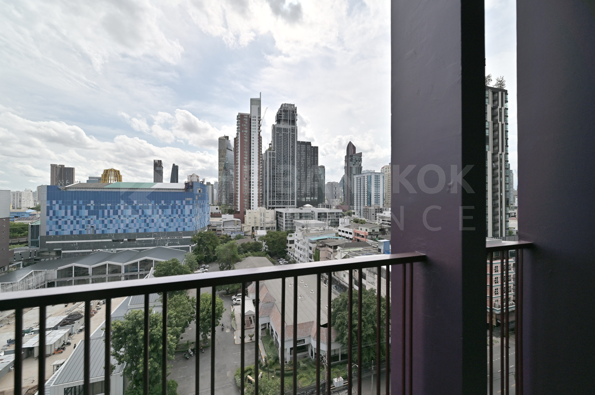 picture Noble Reveal near BTS Ekkamai Hurry, big discount is ending! - 8/10