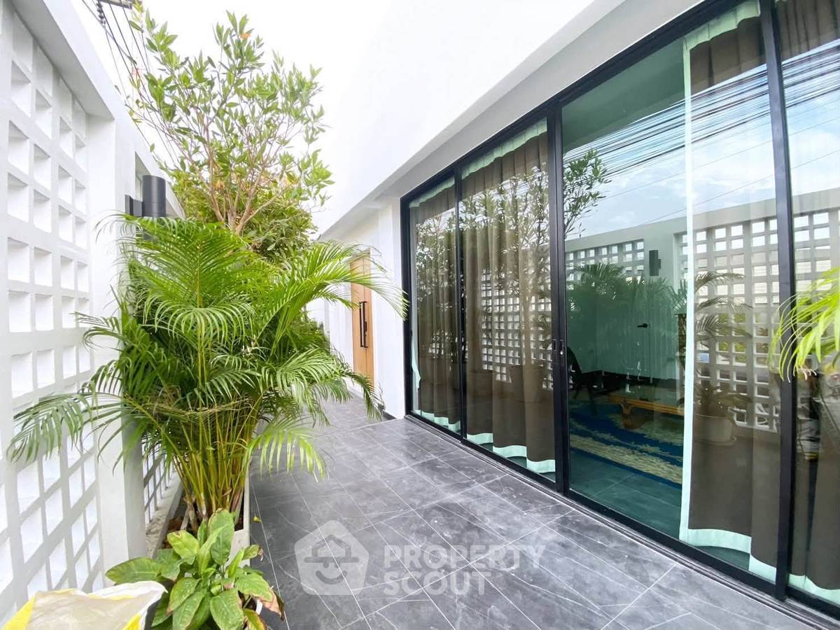 รูป บ้าน 4-ห้องนอน ใกล้ พัทยาตะวันออก (ID 3348652) - รูปที่ 16/16