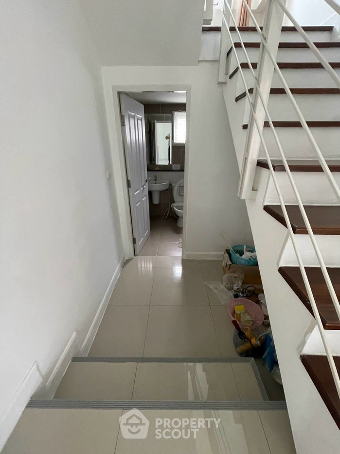 รูป คอนโด 3-ห้องนอน ที่ เดอะ ลิฟวิ่ง คอนโด ศรีราชา ใกล้ บ่อวิน (ID 3348795) - รูปที่ 7/26