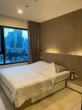 Condo for Rent: Life Asoke, 1 Bedroom, 1 Bathroom. Located near Airport Link Makkasan and Phetchaburi MRT Station. Excellent Location