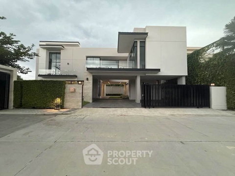 บ้าน 4-ห้องนอน ที่ เดอะ มาสเตอร์ เอกมัย-รามอินทรา ใน ท่าแร้ง (ID 3348419)