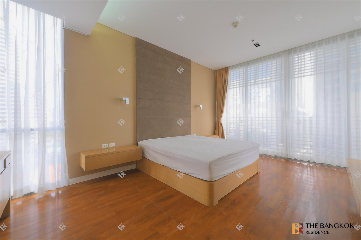 picture Domus 16,18 near BTS Asok - 10/10