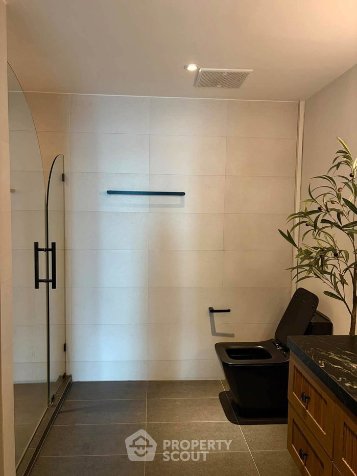 picture Spacious 2-BR 96 Sqm At Eight Thonglor Residence Near BTS Thong Lor (ID 3349979) - 12/12