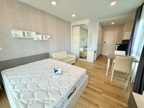 📌 City Link Condo, Studio unit, Madrid Building, 24 sq.m., 5th floor. 💸 Rent only 7,000 Baht/month. Corner unit, ready to move in! ❗