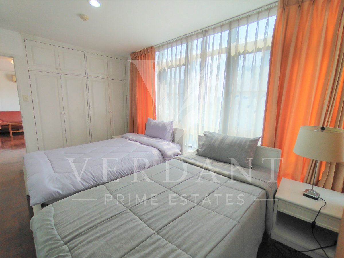 picture Waterford spacious 100 sqm room for rent, Foreigner welcome - 5/23