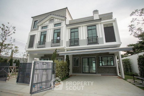 3-BR House at Indy 5 Bangna Km.7 in Bang Kaeo (ID 3348395)