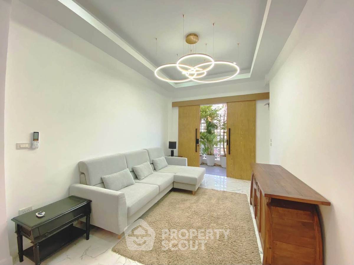 รูป บ้าน 4-ห้องนอน ใกล้ พัทยาตะวันออก (ID 3348652) - รูปที่ 5/16