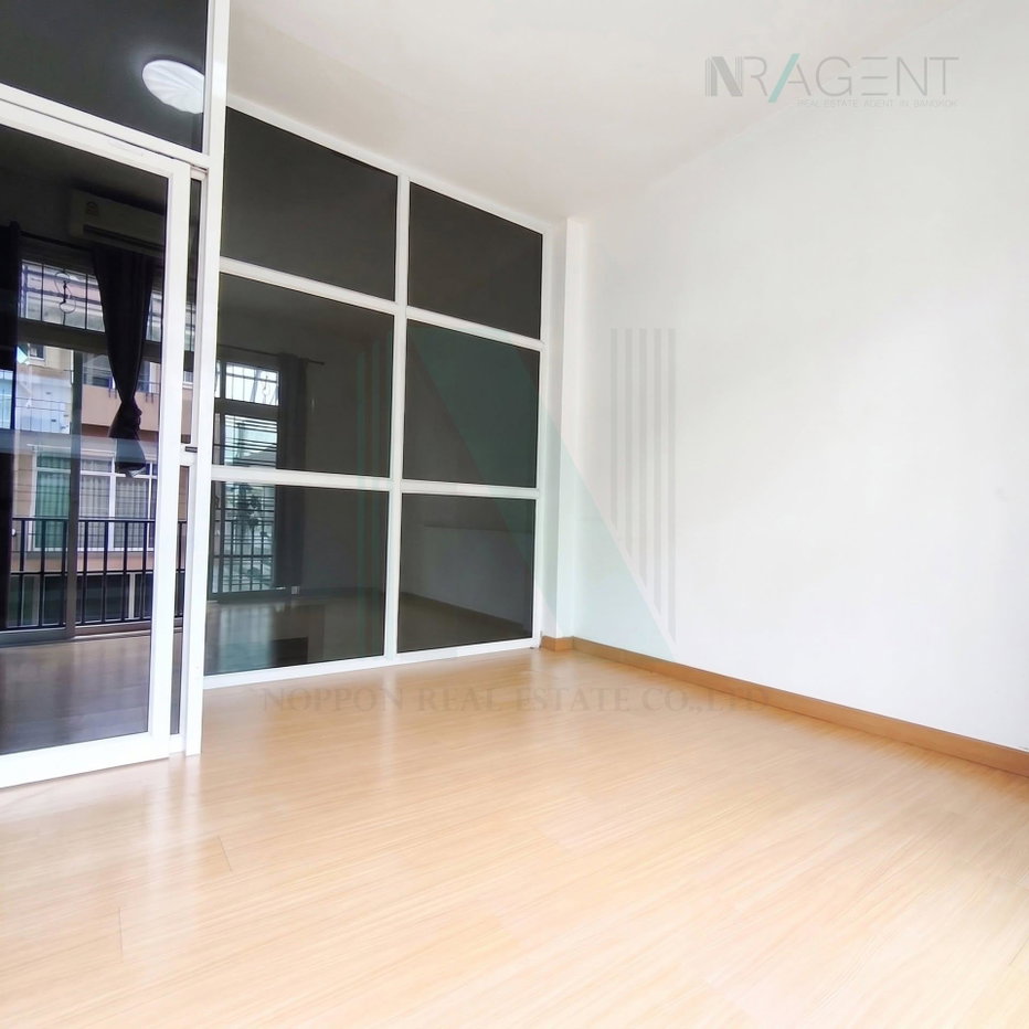 รูป 📌 ขายทาวน์เฮาส์ โครงการ นวนิช 3 ชั้น 3 ห้องนอน 2 ห้องน้ำ - รูปที่ 8/8