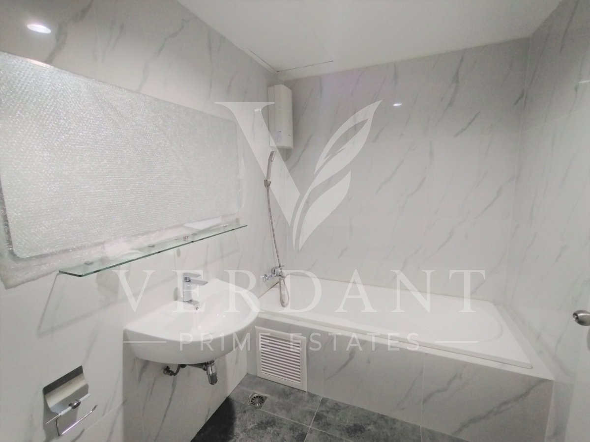 picture Waterford spacious 100 sqm room for rent, Foreigner welcome - 11/23