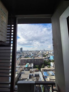 A050331 Hive Taksin