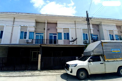 ทาวน์โฮม กรุงเทพมหานคร : L-H053A|ทาวน์เฮ้าส์ 2 ชั้น โครงการ คาซ่า ซิตี้ วัชรพล-เพิ่มสิน    ถ.เพิ่มสิน แขวงออเงิน เขตสายไหม กรุงเทพมหานคร (ราคา 2,430,000 บาท)