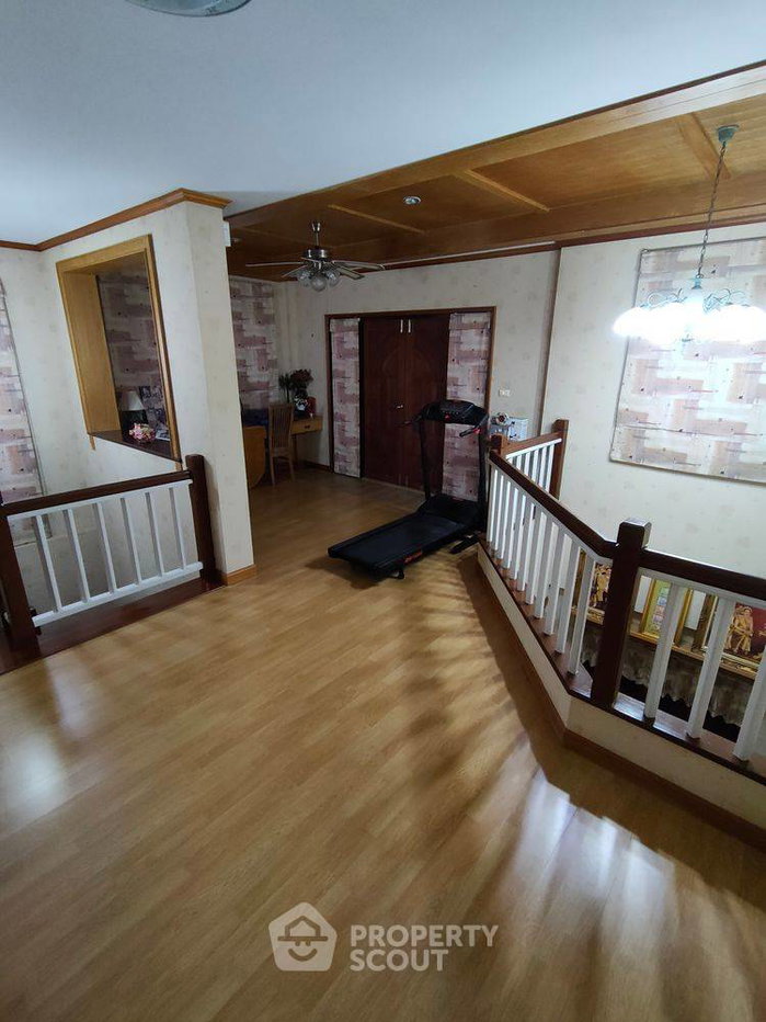 รูป บ้านเดี่ยว 3 ห้องนอน ขนาด 300 ตร.ม. Baan Nantawan Srinakarin (ID 3343971) - รูปที่ 5/6