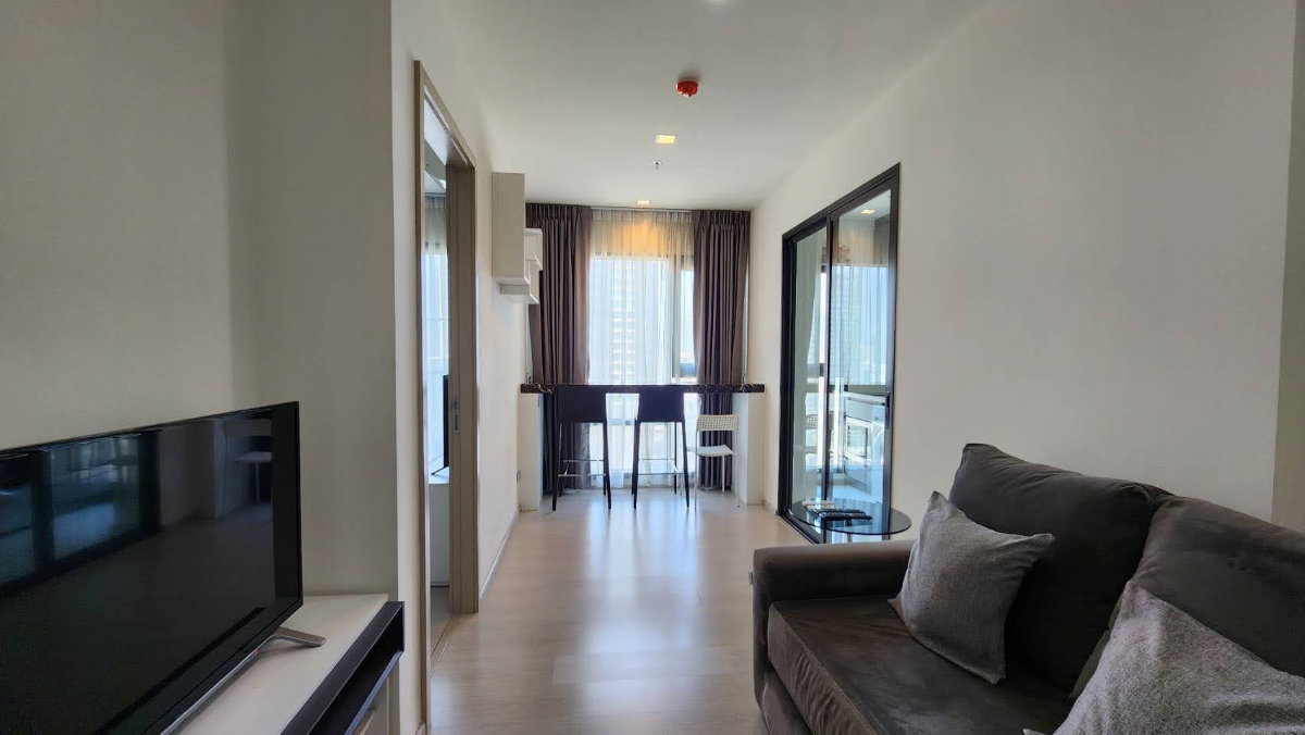 picture For rent ✨Rhythm Sukhumvit 36-38✨ 1 bedroom, beautiful view 🎍😍near BTS Thonglor🚅 - 1/8