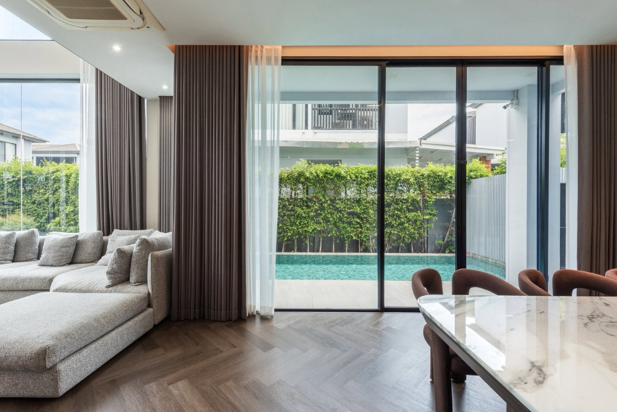 รูป บ้านเดี่ยวพูลวิลล่าหรูระดับ Ultra-Luxury! BELGRAVIA บางนา-พระราม 9 บิวท์อินสวยจัดเต็ม พร้อมสังคมส่วนตัวขั้นสุดเพียง 65 ครอบครัว สภาพใหม่พร้อมอยู่ - รูปที่ 29/67