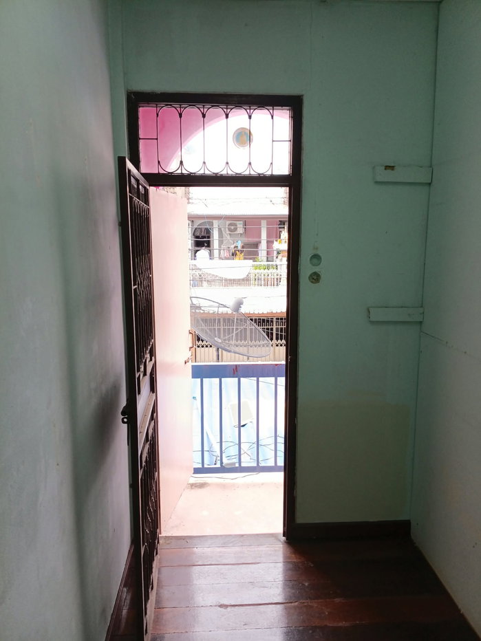 รูป ขายด่วน บ้านทาวน์เฮาส์ หมู่บ้าน ร่มไทร เดินทางสะดวกใกล้ Btsสำโรง - รูปที่ 8/9