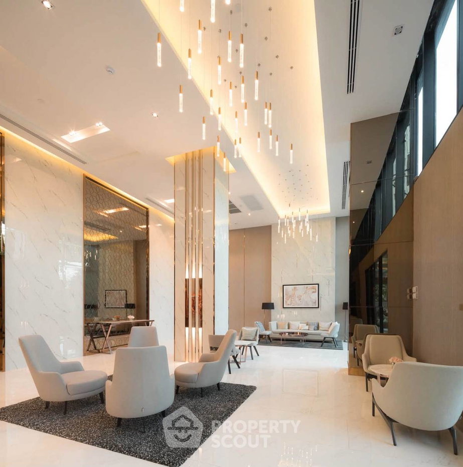 picture 1-BR Condo at Knightsbridge Phaholyothin Interchange in Anusawari (ID 3348673) - 10/12