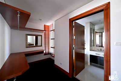 Condos for rent : Luxury Unit, Ready for You Without the Wait The Park Chidlom near BTS Chit Lom