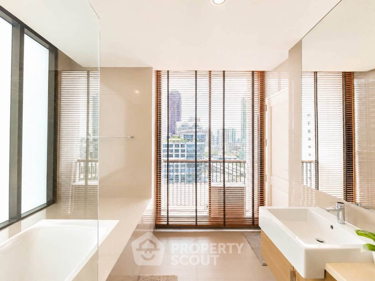picture 2-BR Condo at Noble Revo Silom near BTS Surasak (ID 3348592) - 8/11