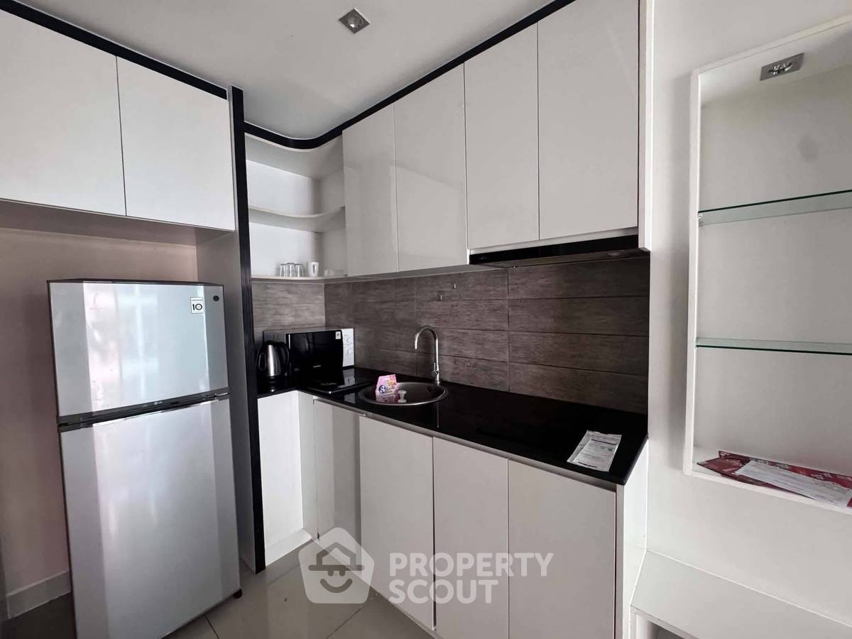 รูป คอนโด 1-ห้องนอน ที่ เดอะ บลู เรสซิเด้นท์ ใกล้ พัทยาตะวันออก (ID 3349904) - รูปที่ 3/13