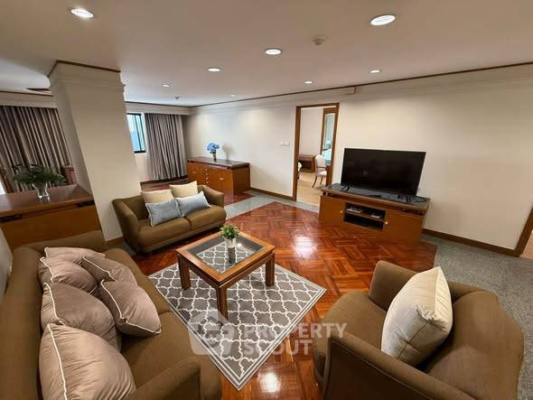 รูป คอนโดสองห้องนอน 114 ตร.ม. United Tower Thong Lor ใกล้ BTS ทองหล่อ (ID 3348806) - รูปที่ 1/15