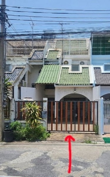 รูป **[HOT DEAL] ให้เช่า ทาวน์เฮ้าส์ 3 ชั้น ประชาชื่น 5 - 4 นอน 4 น้ำ 32 ตร.ว. ทำเลทองติด MRT เตาปูน 25,000 บ./ด. เท่านั้น!** - รูปที่ 1/14