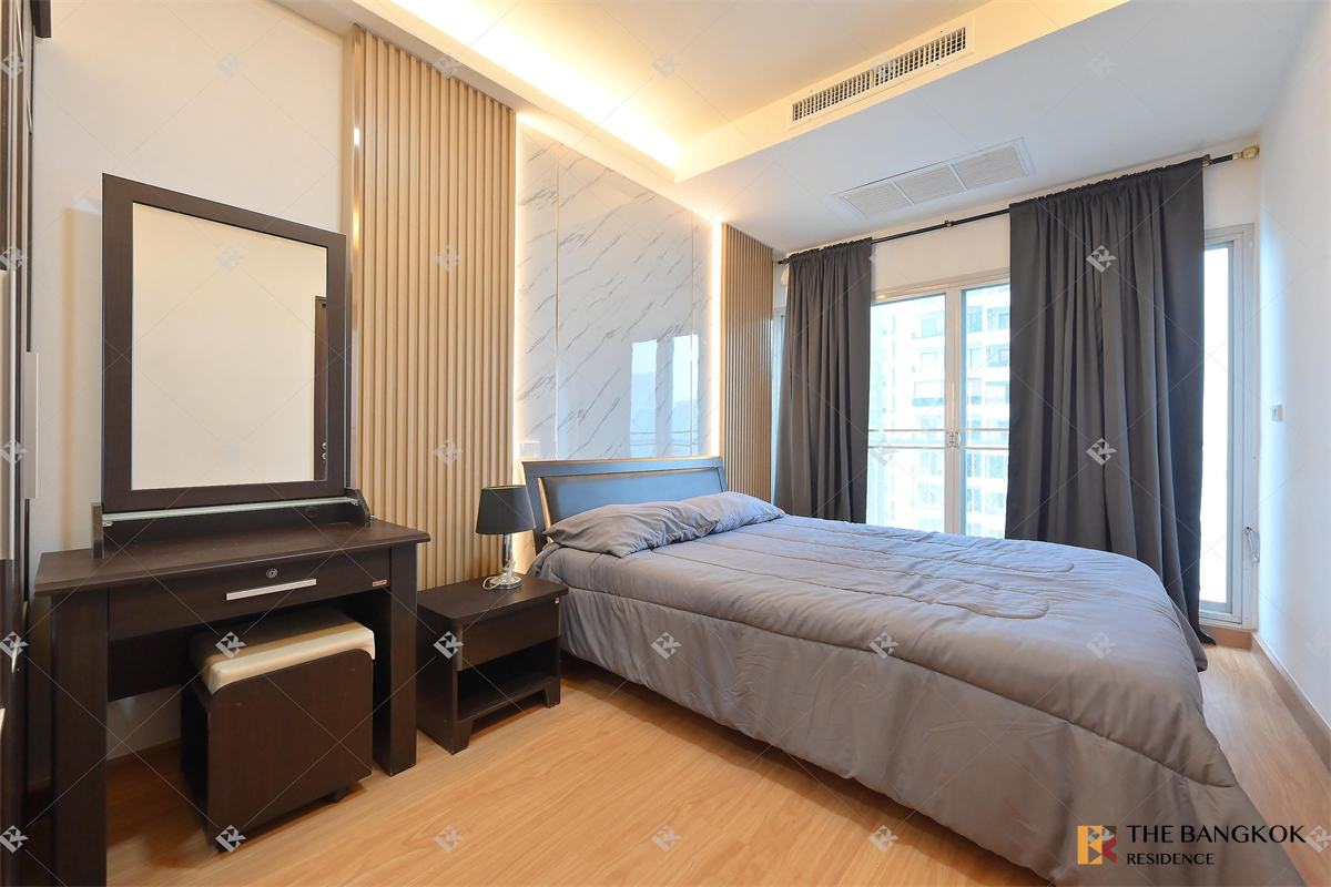 picture Fits All Lifestyles Noble Ora Thonglor - 3/10