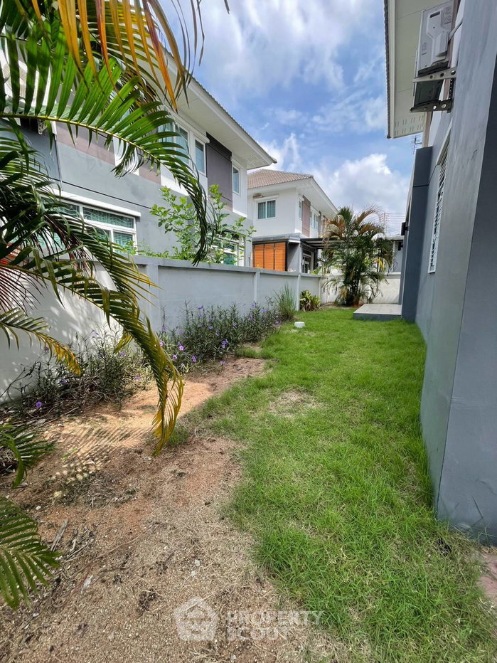 รูป คอนโด 3-ห้องนอน ที่ เดอะ ลิฟวิ่ง คอนโด ศรีราชา ใกล้ บ่อวิน (ID 3348795) - รูปที่ 19/26