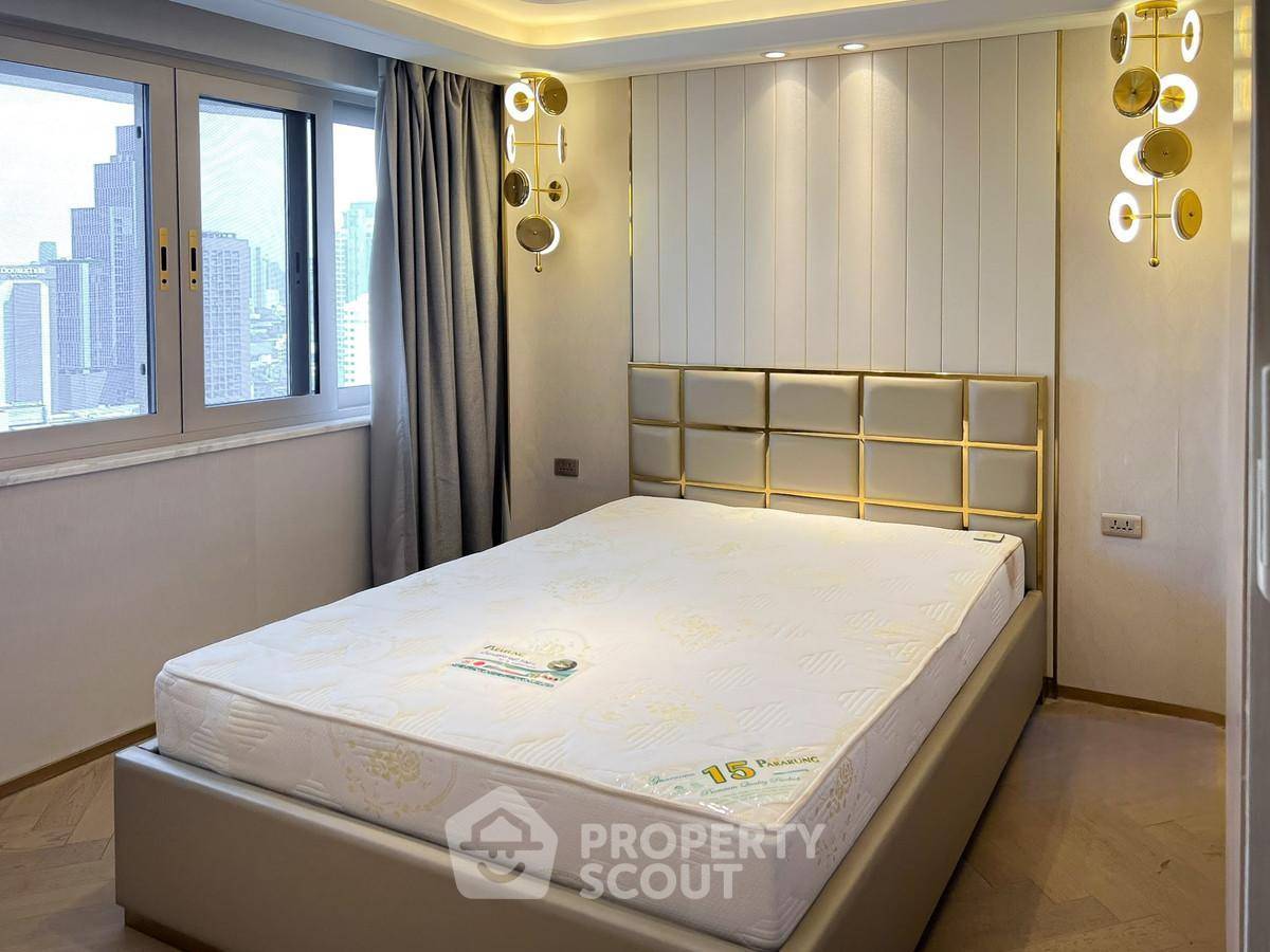 รูป คอนโด 3-ห้องนอน ที่ เลอ รัฟฟิเน่ สุขุมวิท 24 คอนโดมิเนียม ใกล้ BTS พร้อมพงษ์ (ID 2885124) - รูปที่ 2/11