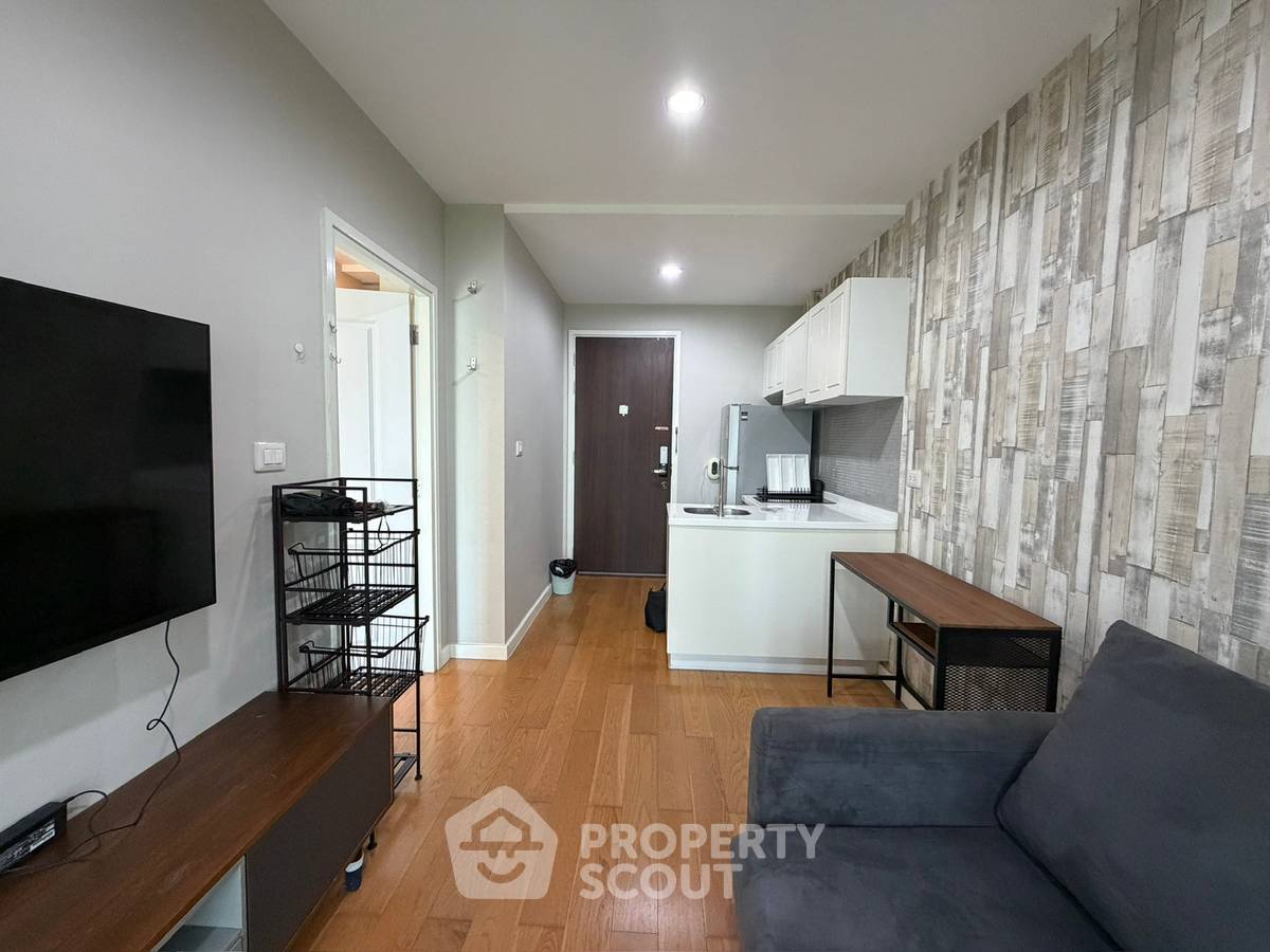 picture 1-BR Condo at Condolette Dwell Sukhumvit 26 near BTS Phrom Phong (ID 2209277) - 4/11